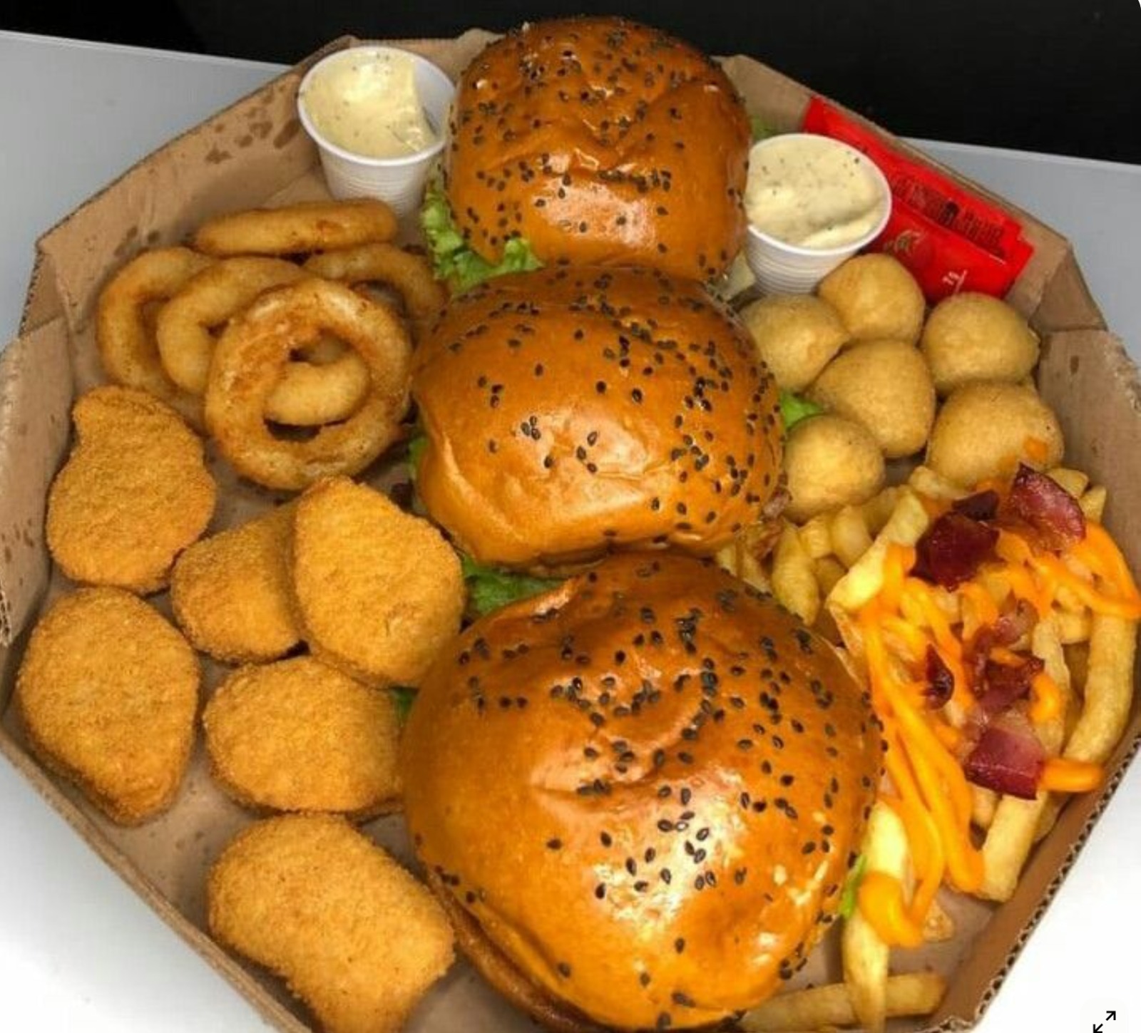 Combo Família Burger Box